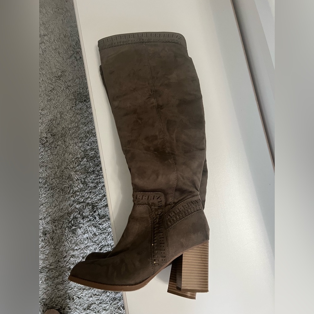 Grey tall boots